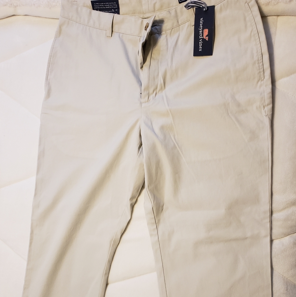 Vineyard Vines khakis